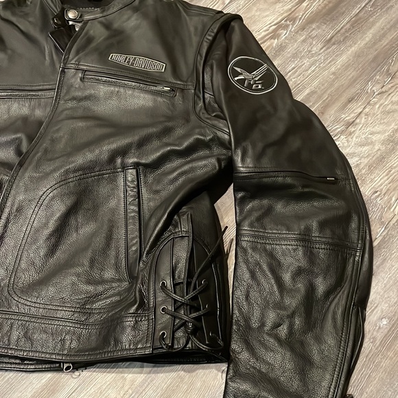Men’s Harley-Davidson Leather Riding Jacket - Picture 7 of 7